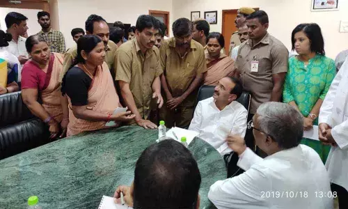 Eatala flooded with grievances at NIMS; assures to resolve issues