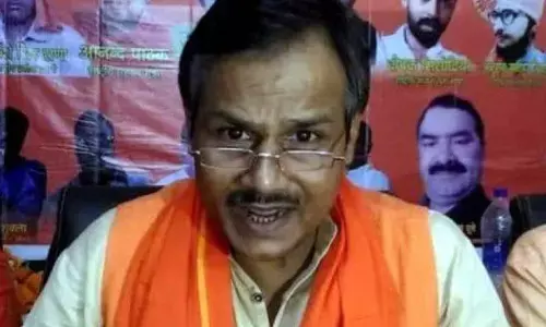 Kamlesh Tiwaris wife threatens self-immolation, family demands security