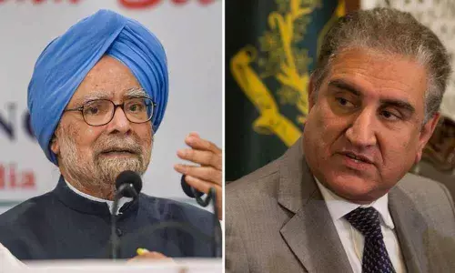 Manmohan Singh to attend Kartarpur Corridor inauguration: Pak Foreign Minister Shah Mahmood Qureshi