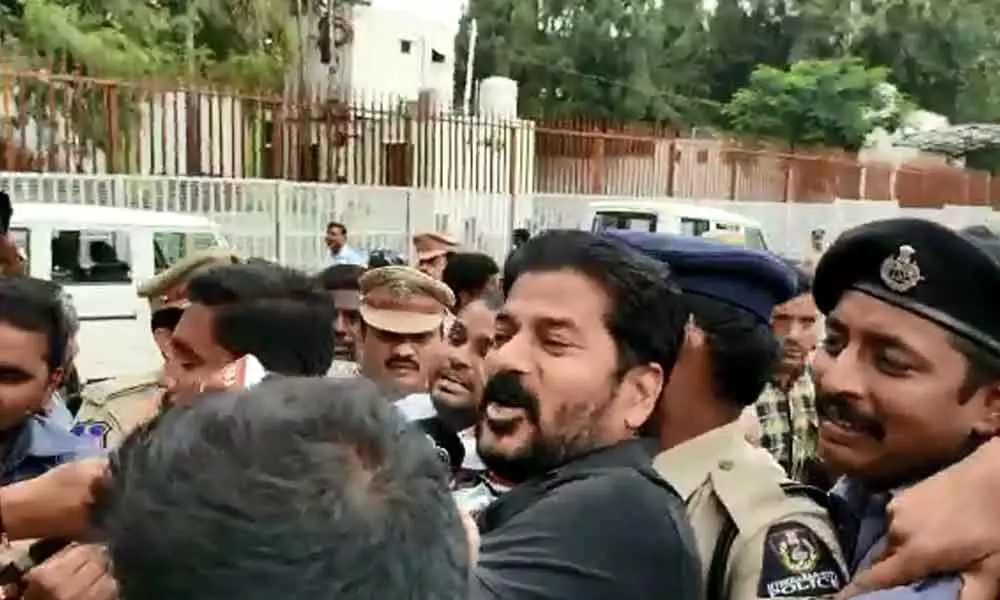 Revanth Reddy detained for trying to lay siege to Pragati Bhavan