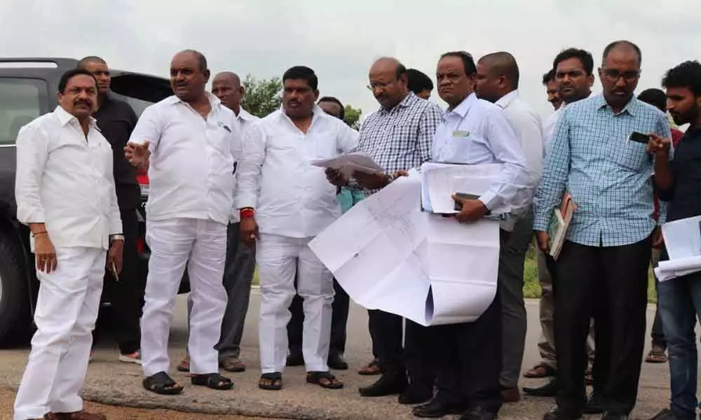 MLA Gudem Mahipal Reddy inspects proposed sites for bypass road