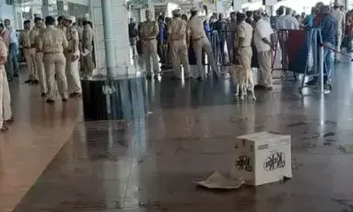 Tea vendor injured due to low-intensity blast at Hubballi Junction railway station