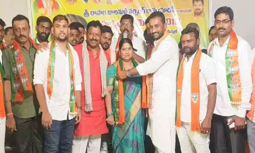Several TRS activists join saffron party