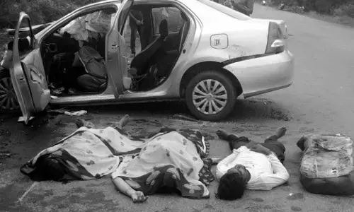 Mother, son died in road accident in Kadapa district