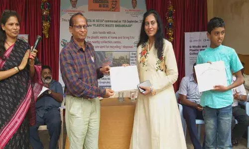 Pollution Control Board staff, colony people take up clean-up