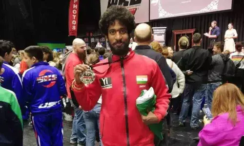 Power-packed punches earn Anmish gold