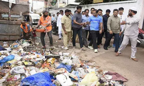 MLA Kausar Mohiuddin, Zone Commissioner conduct tour, take stock of issues