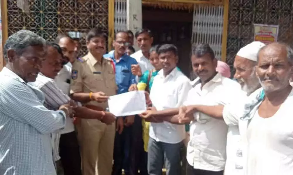 Panchayats ban liquor sale, drinking in five villages of Kamareddy district