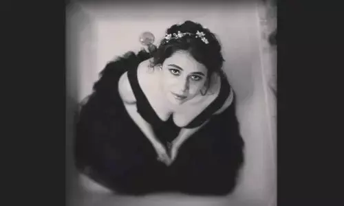 Maanvi Gagroo loves be a busy bee