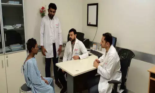 10.2 kg tumour removed from patients abdomen