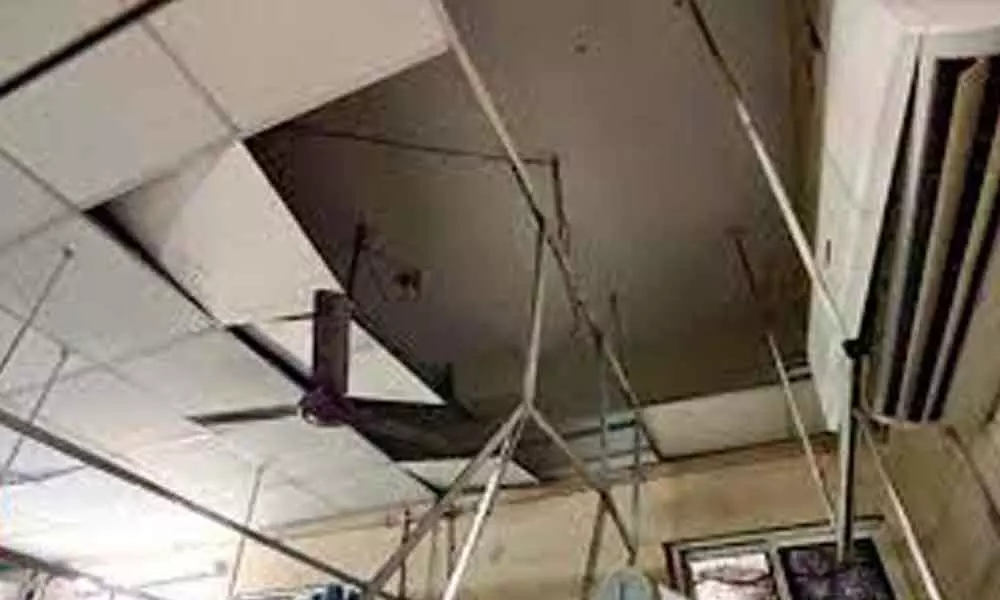 Portion of false ceiling collapsed at Osmania Hospital, 2 injured