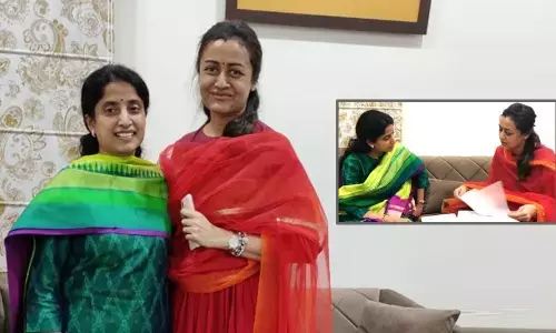 Namrata Shirodkar Meets YS Bharati to discuss Developmental Works in Burripalem