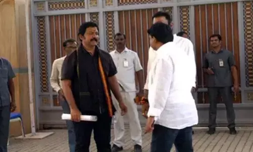 TDP MLA Vamsi to shift loyalty to YSRCP