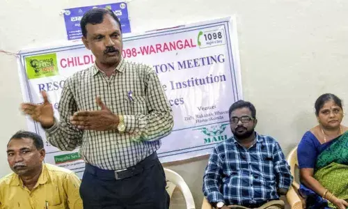 Governments need to address orphans problems in Warangal