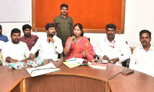 Vadderas seek tickets to contest in civic polls