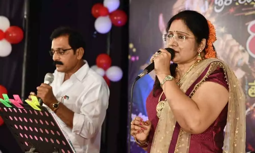 Singers enthrall audience  in Srikakulam