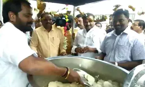 Prison dept launches 5 tiffin centre in Mahbubnagar