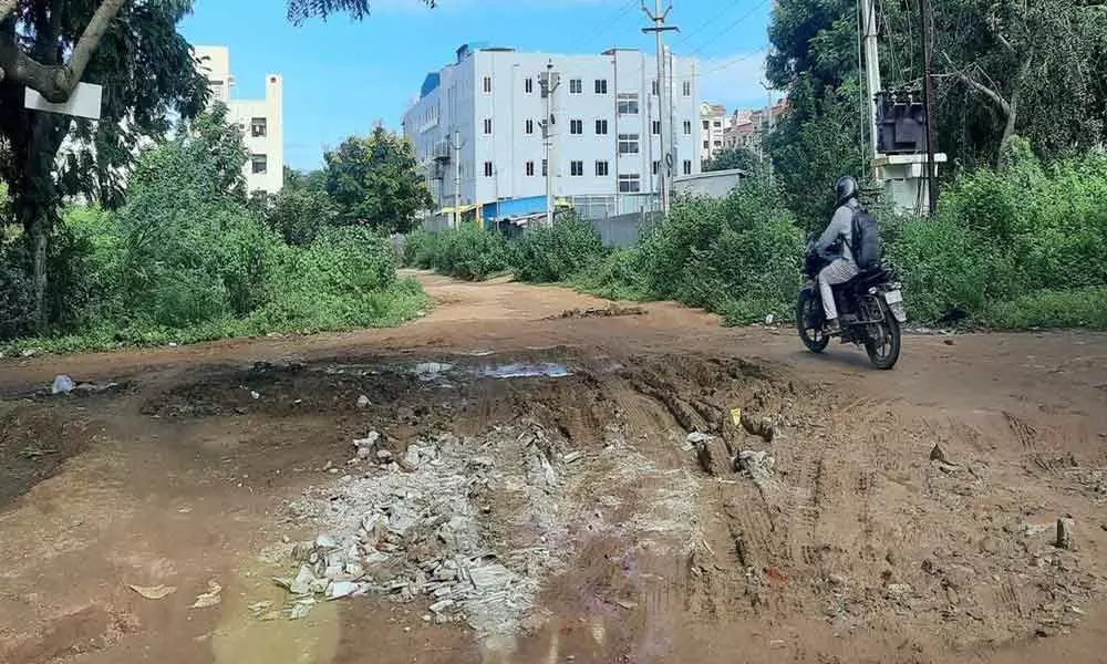 Internal road in bad condition