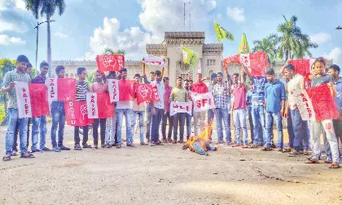 Students condemn arrest of CPI leader