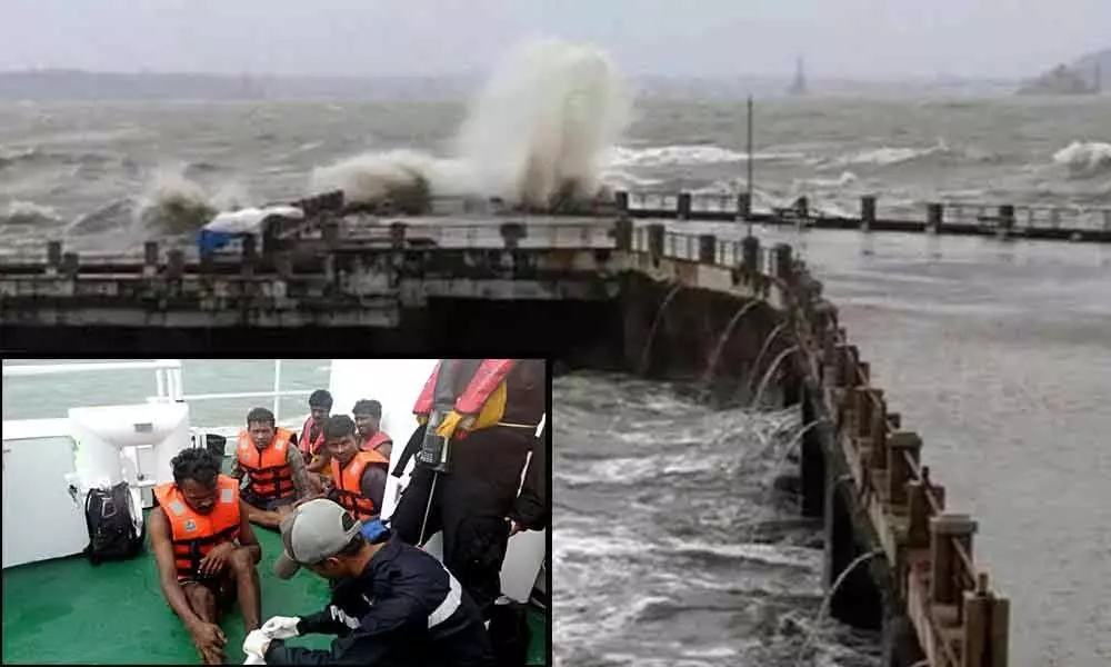Super-Cyclone Kyarr monitored by Indian Coast Guard
