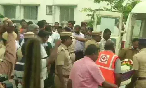 2-year-old boy trapped in TN borewell dies, body taken out