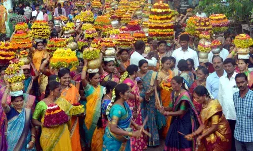 Netakani people celebrate Bathukamma, Diwali together