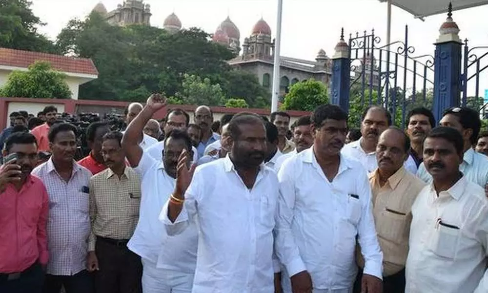 Telangana RTC Strike: Employees all set to hold Sakala Janula Samarberi meeting in the afternoon