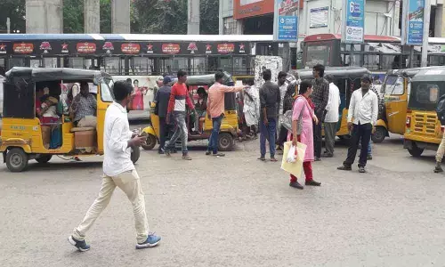 Auto drivers making a killing