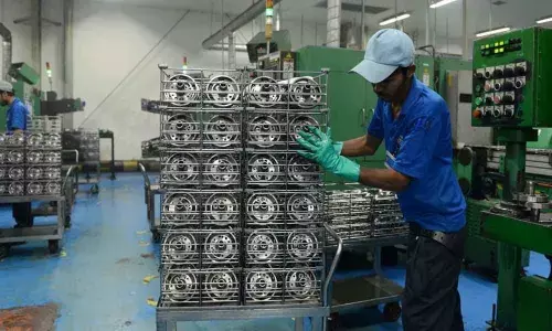 Indian, Chinese economies to accelerate in Q4