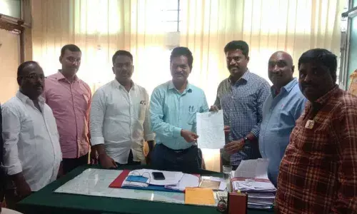 Corporator V Srinivas Reddy takes up issues with officials