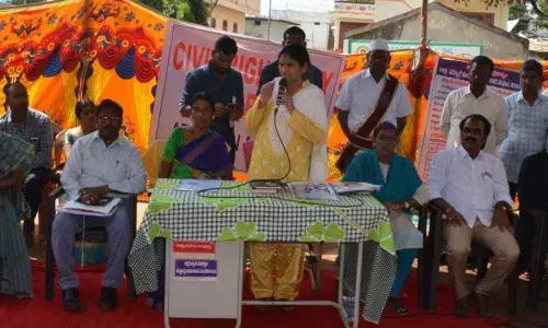 Collector Ayesha Masrat Khanams call for unity, amity