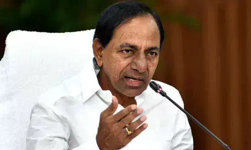 CM wants strong argument in HC to prove government right