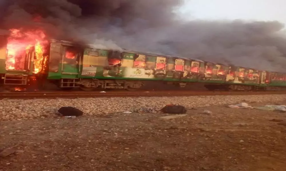Pakistan train fire: Death toll rises to 73
