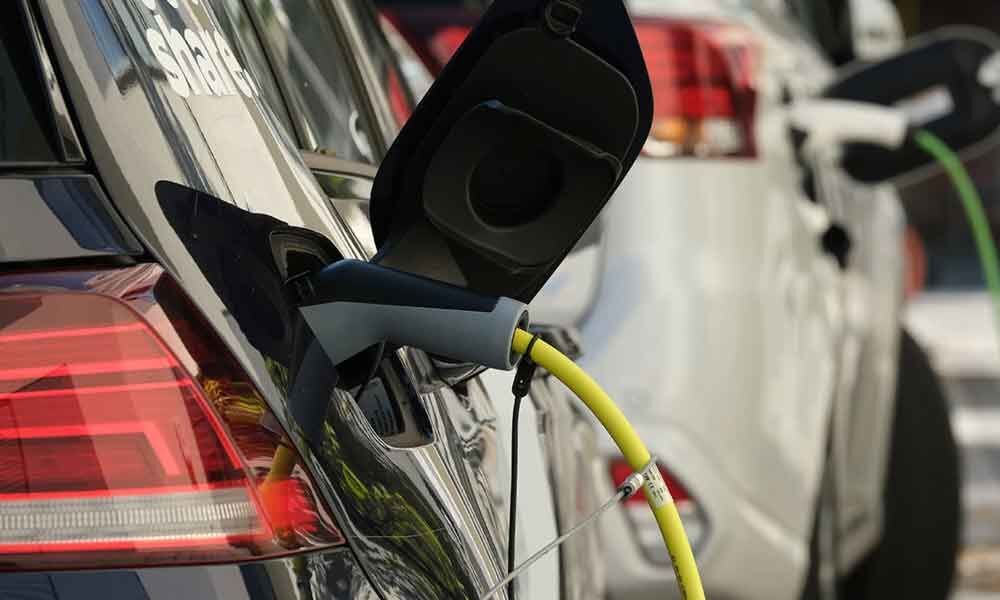 New battery design can charge an electric car in 10 minutes