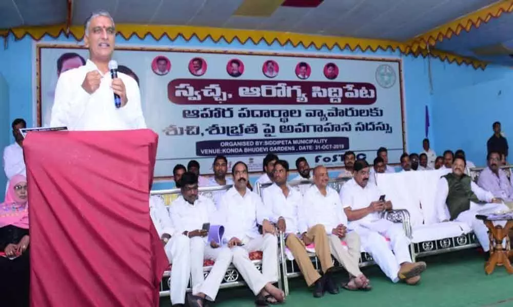 Harish Rao asks eateries to provide quality food