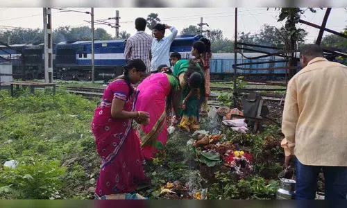 Vizag: Devotees find it hard to find snake-pits on Nagula Chavithi due to rains