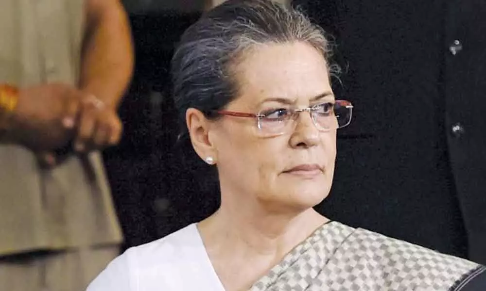 Sonia Gandhi to meet senior Congress leaders from Maharashtra today