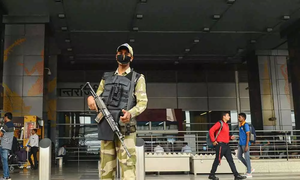 Delhi:Suspicious bag found at IGI Airport