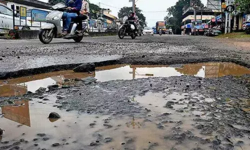 Hyderabad: Steps on a war-footing to take up road repairs in twin cities