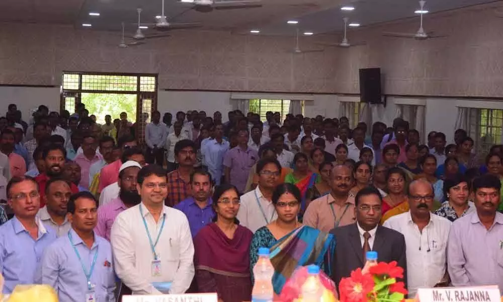 300 Teachers trained in basic IT skills at KITS Warangal