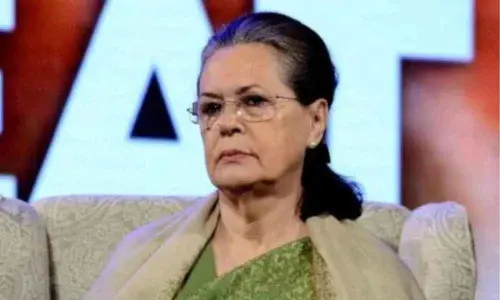 Maharashtra: Congress MP writes to Sonia Gandhi seeking support for Shiv Sena