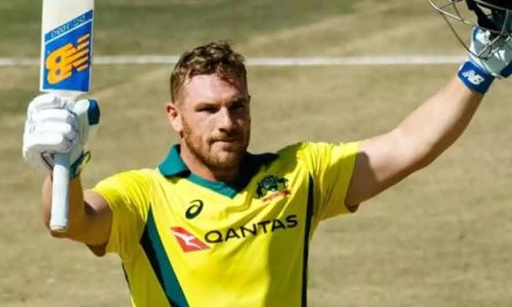 Watch video: Aaron Finch smashes 26 runs off Mohammad Irfans over