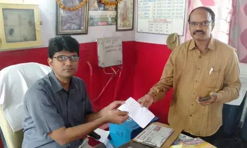 TSRTC employees joining duties after KCR set deadline