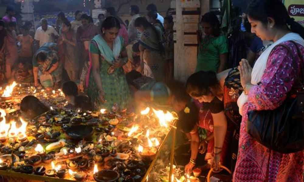 Karthika Masam fervour grips all over the state Devotees offer prayers