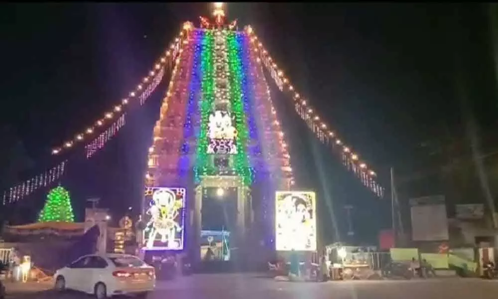 Devotees throng Siva temples to mark Karthika Somavaram in Guntur