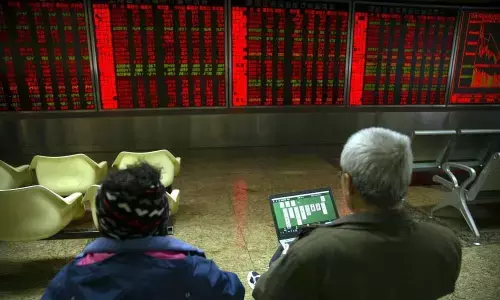 Global markets rise amid hopes for trade talks, earnings