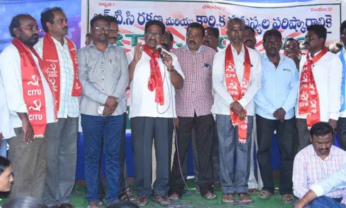 RTC strike will topple KCR government: Julakanti Ranga Reddy
