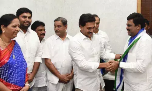 Amaravati: Ayyannas brother Sanyasi Patrudu joins YSRCP