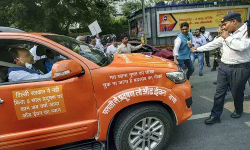 New Delhi: Maken slams Goel for violating Odd-Even says grow up