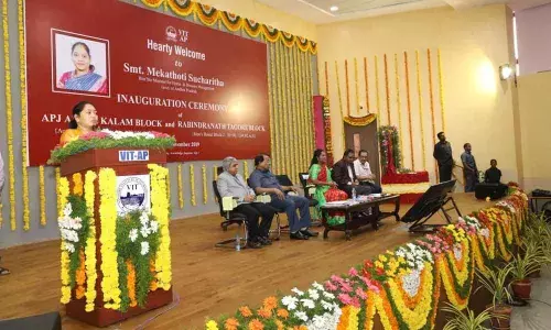 Home Minister inaugurates 2 blocks at VIT-AP